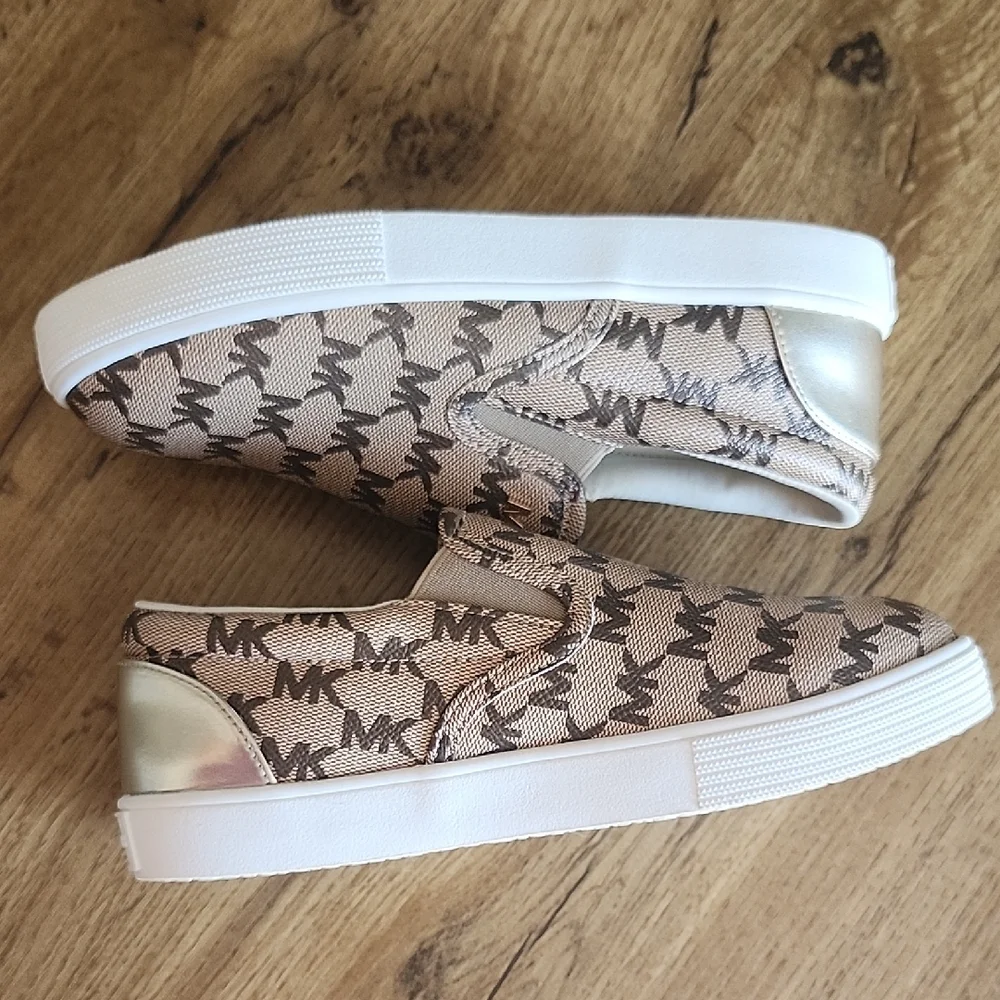 Michael Kors Tan Slip-On Kids Shoes Size 3